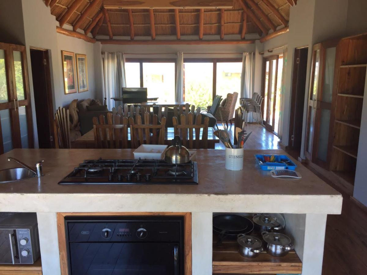 Eclectic Beach Retreat Cabo Nhamua 外观 照片
