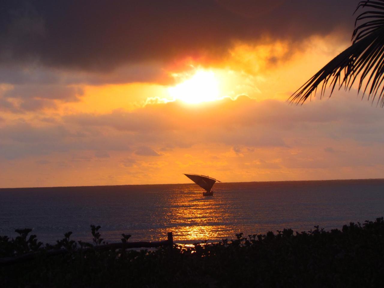 Eclectic Beach Retreat Cabo Nhamua 外观 照片