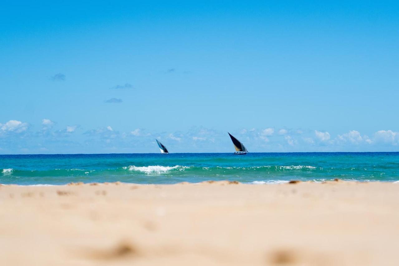 Eclectic Beach Retreat Cabo Nhamua 外观 照片